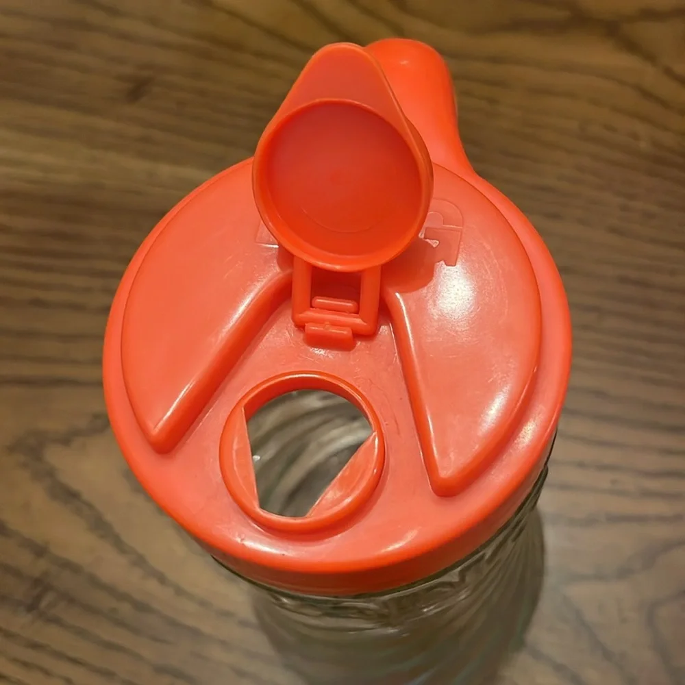 Vintage Tang‎ pitcher